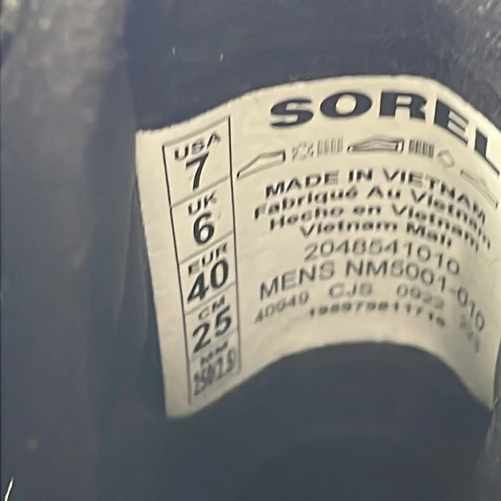 NEW Sorel Madson 2 Field Black Chukka Ankle Boots